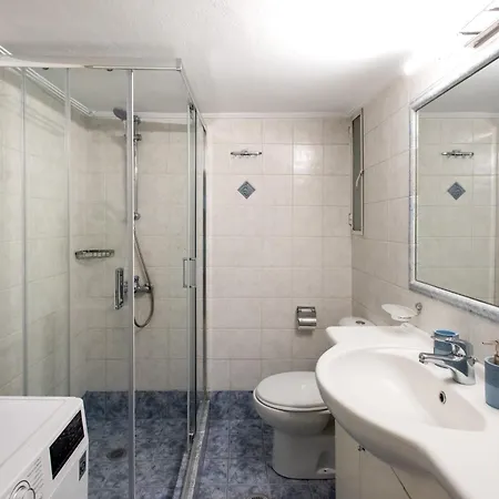 Blue Ark Exploring Athens Apartment Exterior photo